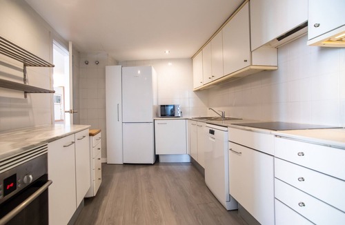 La Vila Olimpica del Poblenou Apartment | 31TILB1041 Magnific Apartment in Villa Olimpica