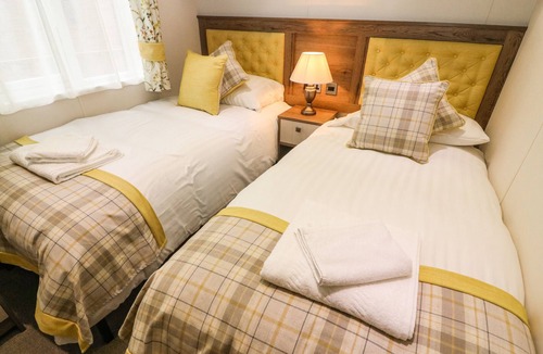 Tewitfield House | 32 Gressingham, CARNFORTH