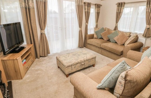 Haveringland House | 32 Lake View, Norwich