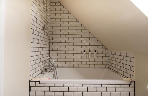 Copenhagen K Apartment | 320 SQM Townhouse by the Marble Church