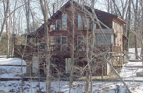 Hollister Cabin | 3200 Square Foot Log Home Near Branson!