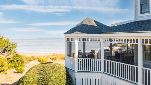 Sullivan's Island Villa | 3204 Marshall - Haven by AvantStay