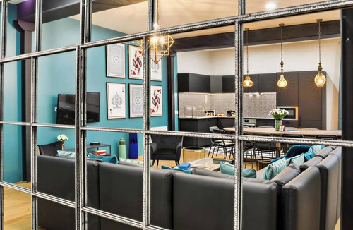 Bonne-Nouvelle Apartment | 320SQM PARISIAN VILLA NEAR THE LOUVRE & PALAIS GARNIER WITH GYM – RUE RÉAUMUR