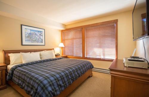 Snowbird Apartment | 3216 - One Bedroom Den Standard Powderhorn Lodge