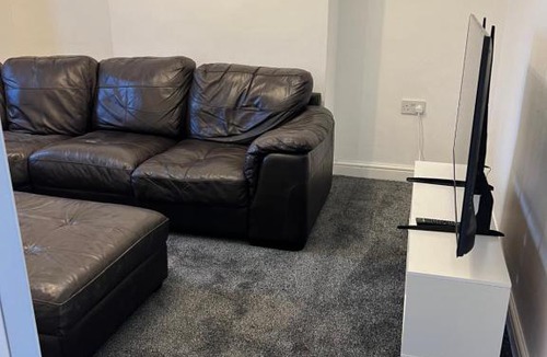 Bilston Apartment | 322 Birmingham new road