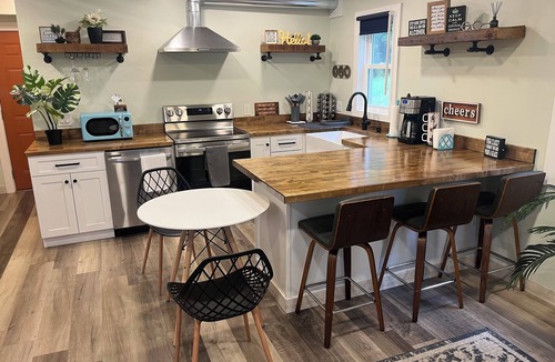 Tannersville House | 322 Learn Rd