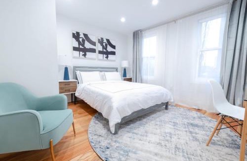 Williamsburg Apartment | 323-1 Specious 2BR Williamsburg