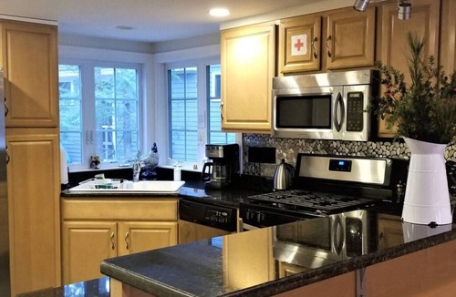 Georges Mills House | #325 - Oak & Otter Retreat