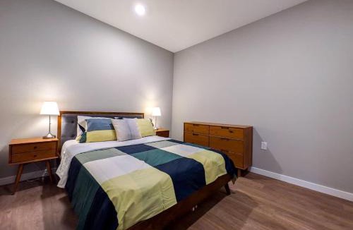 Dunellen Apartment | 328 Modern 2BR Apt