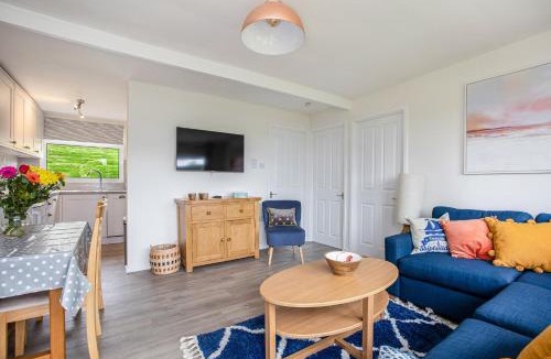 Dartmouth Ski Chalet | 328 Norton Park, Dartmouth