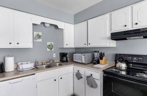 Norwood House | 32nd Norwood Nest