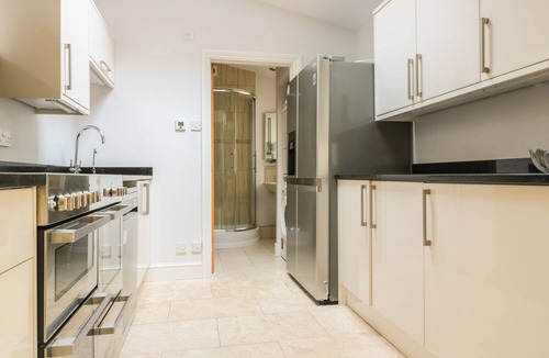 Upper Town Cottage | 33 Crescent Gardens