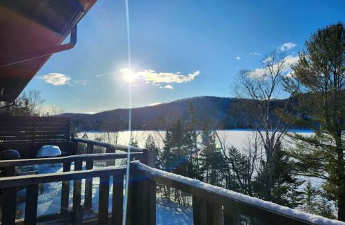 Lac Superieur Village Apartment | 3306 Studio, Condo sur le Lac