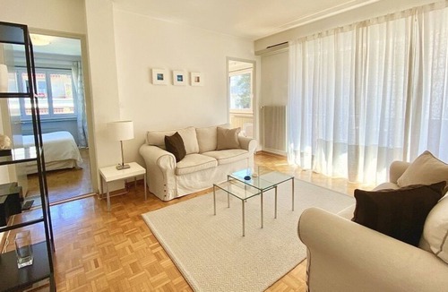 Lausanne Apartment | 332 * Near the lake and city center !