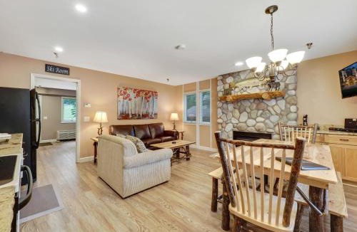 Boyne Falls Villa | 335E Mountain Villa