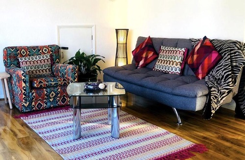 Stanwell House | 33SM12 Dreams Unlimited Serviced Accommodations Staines