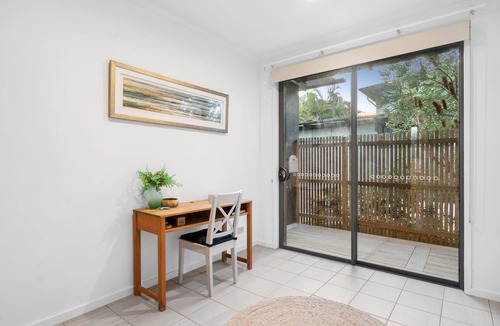 Mount Coolum House | 34 Boardrider Crescent