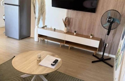 Homecourt Apartment | 34. Mélissa - Bright, modern - Station - WiFi - Stream