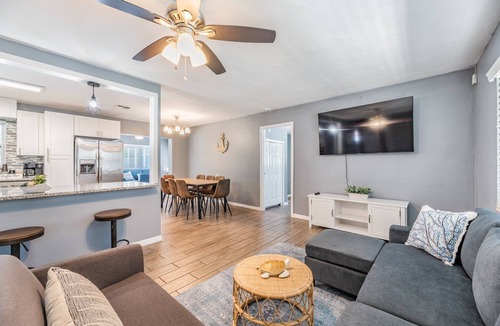 Largo House | 3442 Azalea Pl Summar