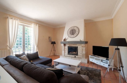 Vianne House | 345 m² House ∙ 5 bedrooms ∙ 15 guests