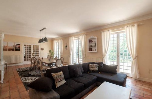 Vianne House | 345 m² House ∙ 5 bedrooms ∙ 14 guests