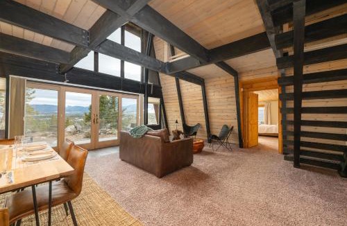 Grand Country Estates House | 349 Ridge Road