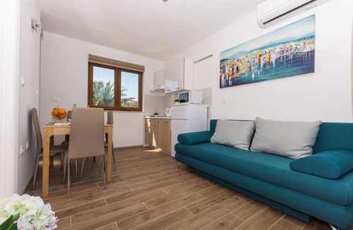 Veliki Drvenik Apartment | 35 m² Apartment ∙ 1 bedroom ∙ 4 guests
