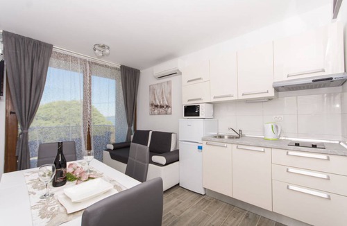 Veliki Drvenik Apartment | 35 m² Apartment ∙ 1 bedroom ∙ 4 guests