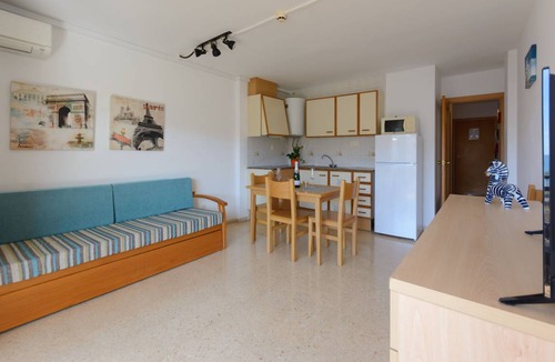 Salou City Centre Apartment | 35 m² Apartment ∙ 1 bedroom ∙ 4 guests