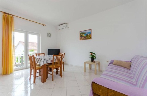 Vodice Apartment | 35 m² Apartment ∙ 1 bedroom ∙ 3 guests