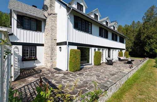 Pointe-au-Pic Cottage | 356 · Les Immeubles Charlevoix - 356