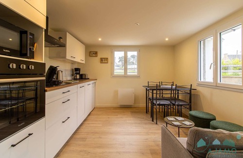 Pleherel-Plage-Vieux-Bourg House | 357 - Apartment with courtyard and garden, 100m from the beach