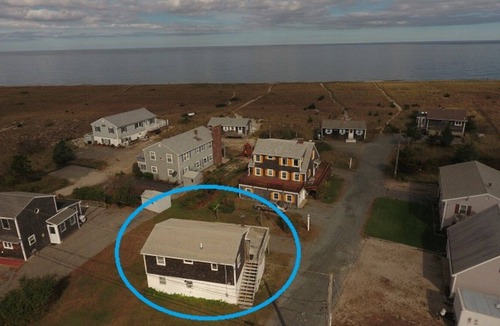Sagamore Beach Cottage | 357 Phillips Rd - SD505