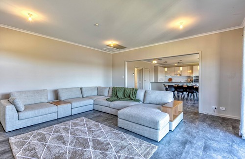 Mannum House | 35A Purnong Road, Mannum