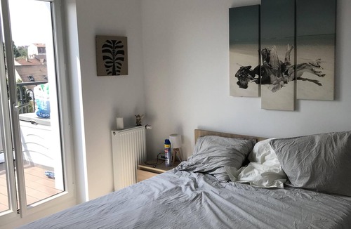 Noisy-le-Grand Apartment | 35m2 new south facing top floor with terrace