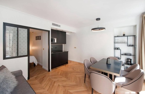 Odeon Apartment | 36 m² Apartment ∙ 1 bedroom ∙ 5 guests