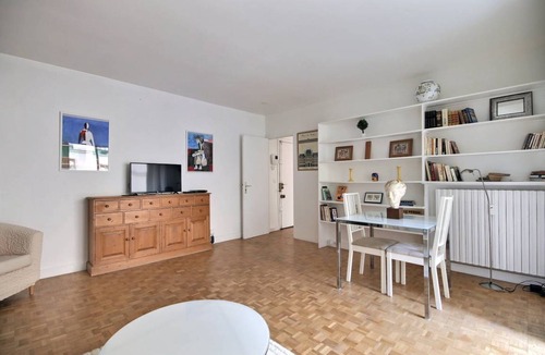 Arsenal Apartment | 36 m² Apartment ∙ 2 guests