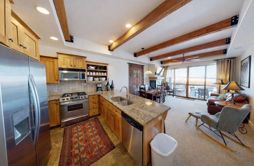 Kimball Junction Condo | 36 Newpark cozy creekside stay Canyons Village