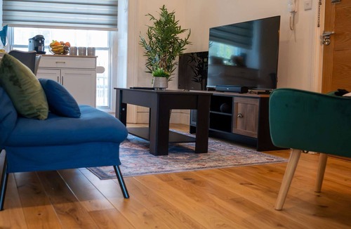 Reading City Centre Apartment | 36 Queens Road Garden