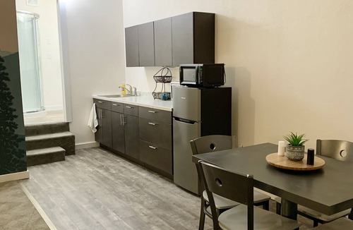 Belgrade Apartment | 360 degree Mountain Views in quiet setting