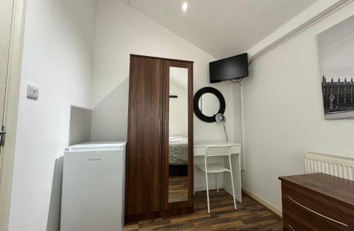 Brondesbury Park Hostel | 365 London Hostel