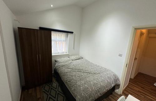 Brondesbury Park Hostel | 365 London Hostel