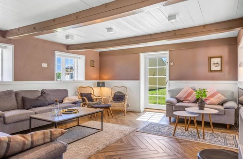 Kongsmark House | 365 m² House ∙ 6 bedrooms ∙ 16 guests