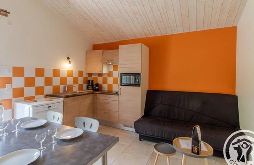 Saint-Christophe-du-Bois House | 37 m² House ∙ 1 bedroom ∙ 4 guests