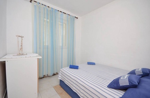 Tribunj Apartment | 37 m² Apartment ∙ 1 bedroom ∙ 4 guests
