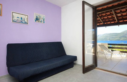 Cove Tri Zala (Zrnovo) Apartment | 37 m² Apartment ∙ 1 bedroom ∙ 5 guests
