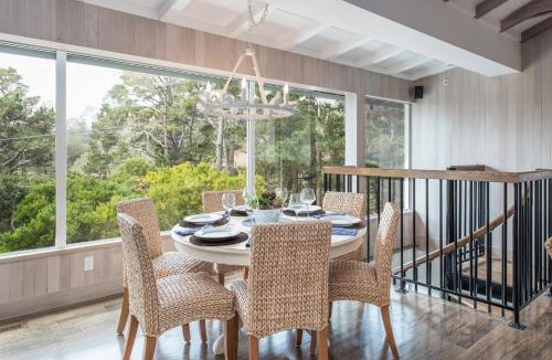 Northwest Carmel House | 3734 Avrio by the Sea home