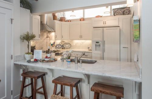 Northwest Carmel House | 3734 Avrio by the Sea home