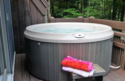 Plymouth House | 375 Hawk Spur