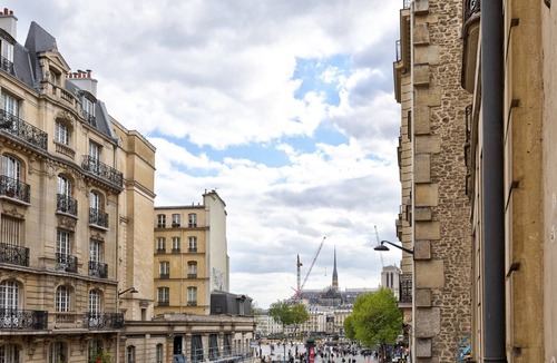 Saint-Merri Apartment | 378 Suite Verrerie - Superb studio in Paris